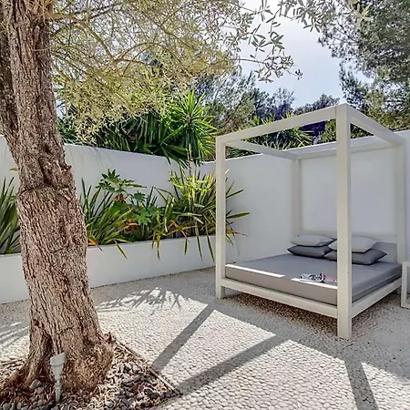 San Lorenzo De Balafia Sleeps 14 Pool Air Con