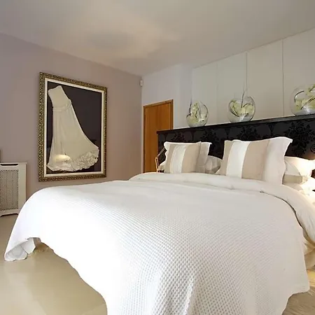 San Lorenzo De Balafia Sleeps 14 Pool Air Con Βίλα Santa Eulària des Riu