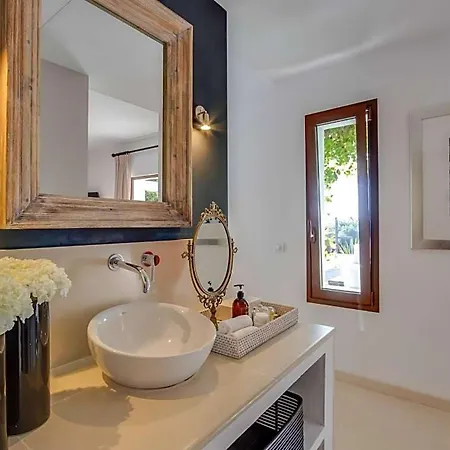 San Lorenzo De Balafia Sleeps 14 Pool Air Con Βίλα *