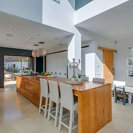 Βίλα San Lorenzo De Balafia Sleeps 14 Pool Air Con Santa Eulària des Riu
